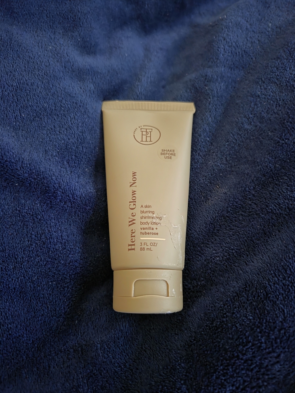 TPH Vanilla + Tuberose Shimmering Body Lotion - Cream